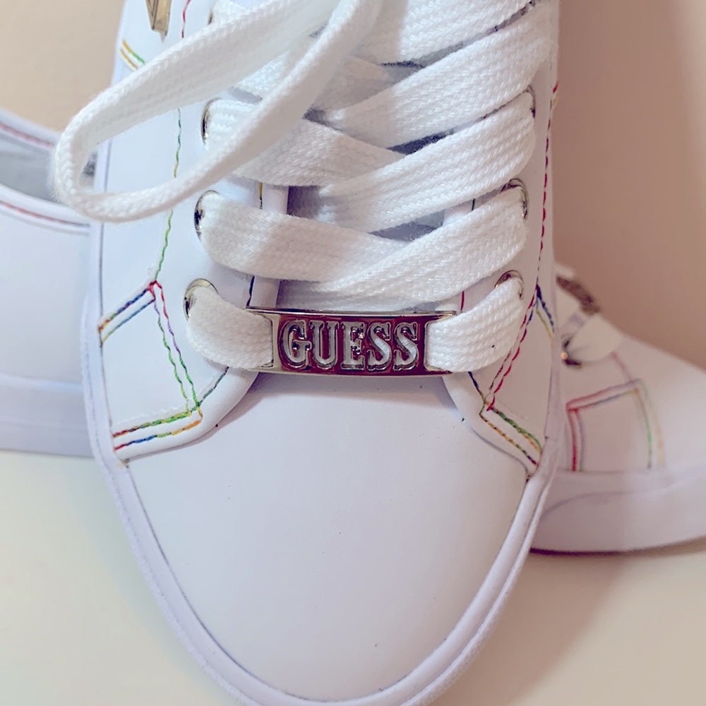 Guess Pacing 3 White/Rainbow Stitching Lace Up Classic Sneakers - Picture 8 of 9